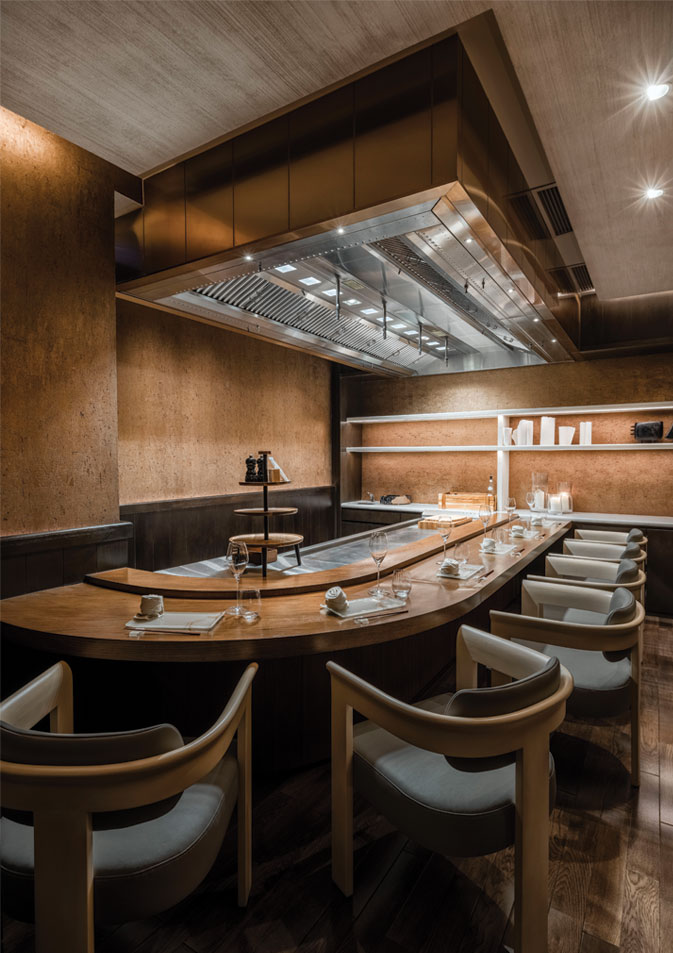 HIBANA BY KOKI – ONE-STAR MICHELIN RESTAURANT<br/>SIGNATURE TEPPANYAKI