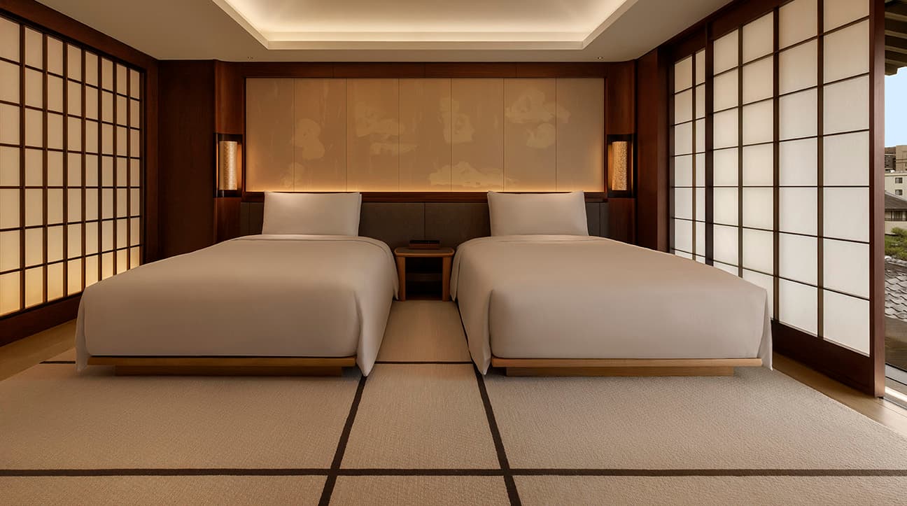 Deluxe City Room