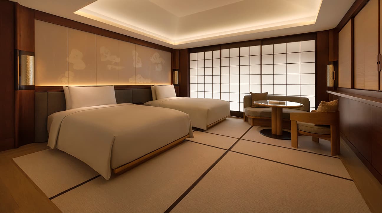 Deluxe City Room