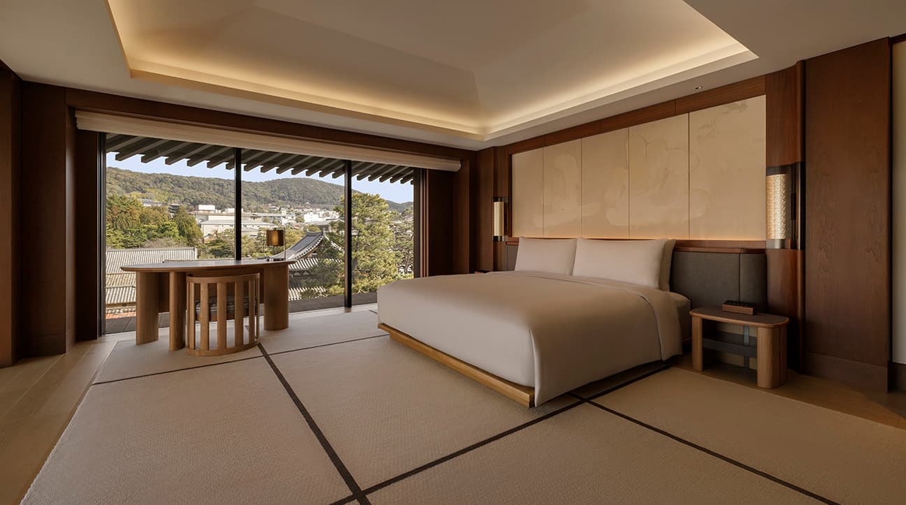 Junior Corner Suite