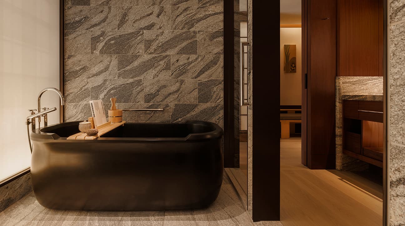 Junior Corner Suite