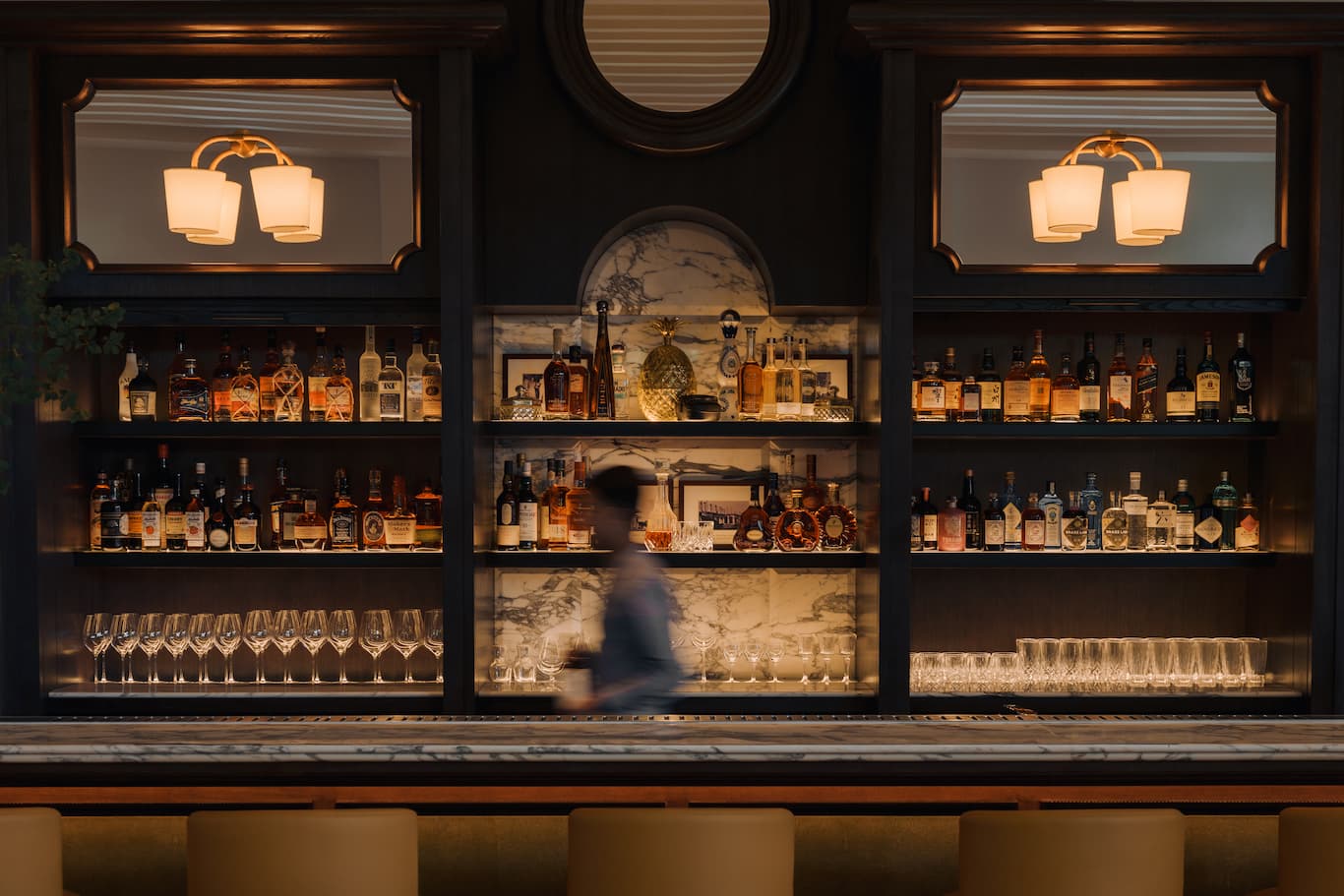THE PINEAPPLE ROOM