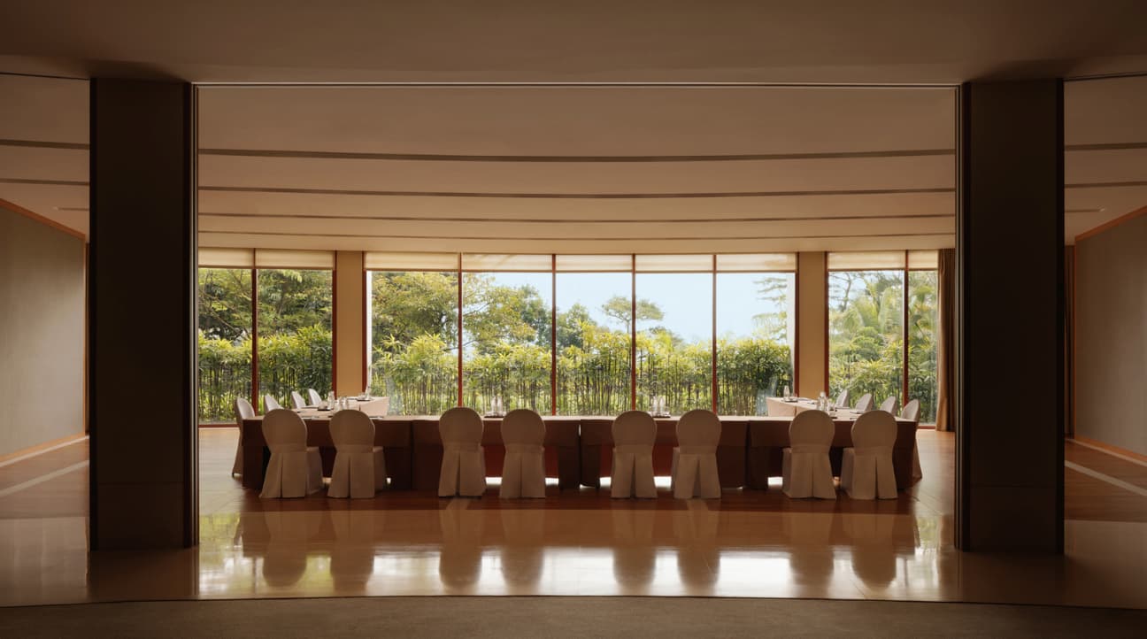 THE GALLERY