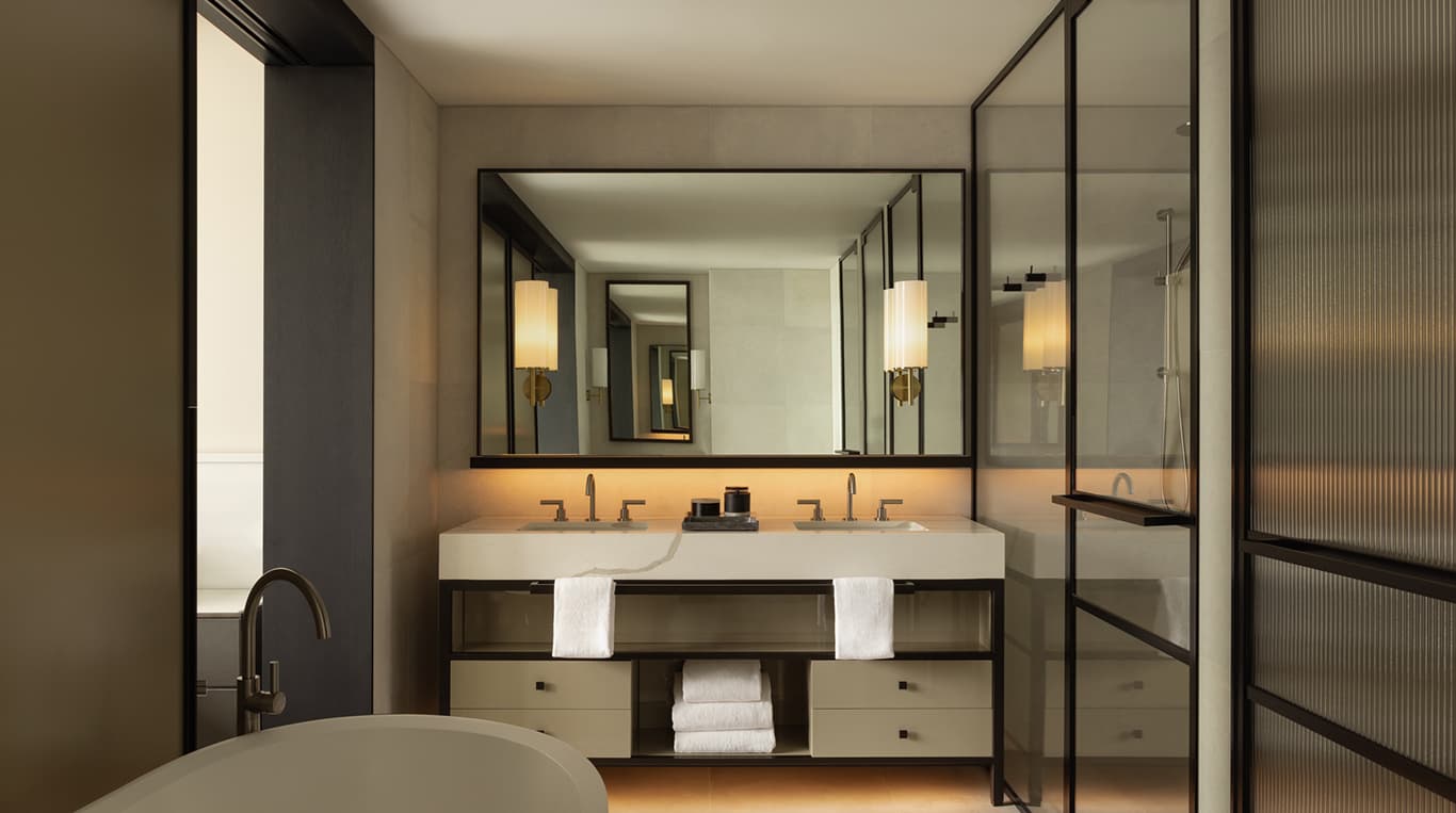 Skyline Suite